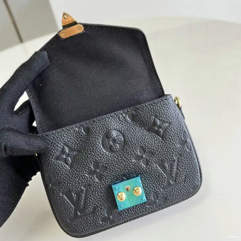 Bag 2205YA0007 LV 0630
